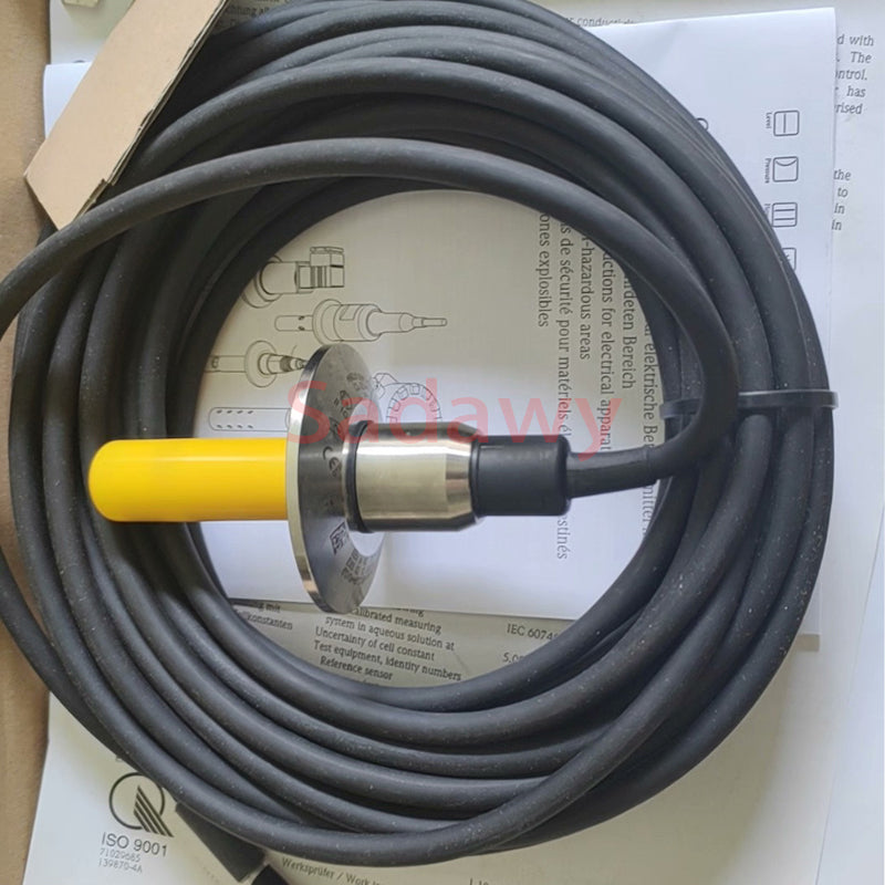 E+H CLM253-ID0105 CLS16-3E3A1P Split Conductivity set